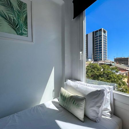 Stay U-Nique Apartments Seneca Barcelona Luaran gambar
