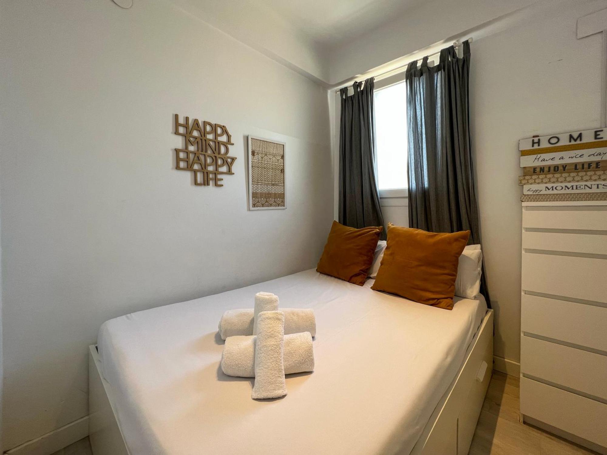 Stay U-Nique Apartments Seneca Barcelona Luaran gambar