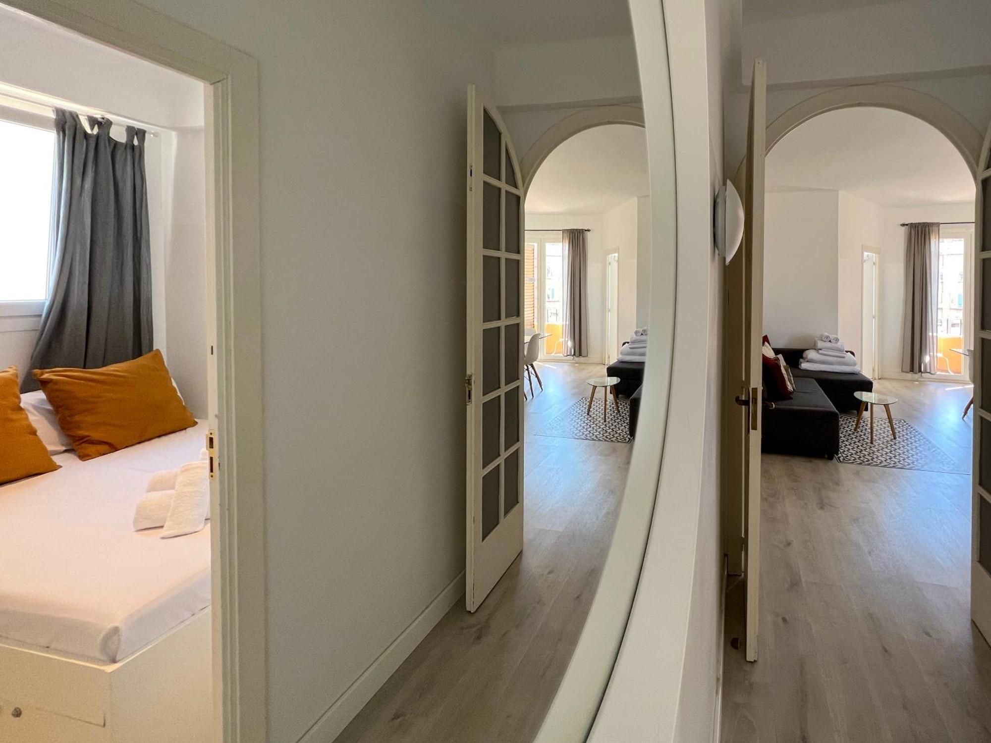 Stay U-Nique Apartments Seneca Barcelona Luaran gambar